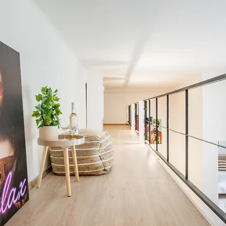 Chic 3br Heart Of District 7- Gem Apartamento