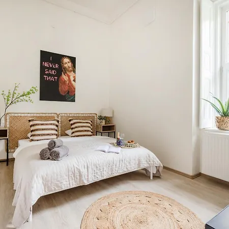 شقة Chic 3br Heart Of District 7- Gem بودابست