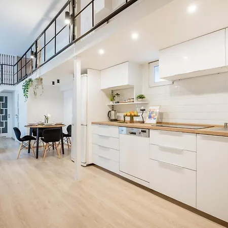 Chic 3br Heart Of District 7- Gem * بودابست